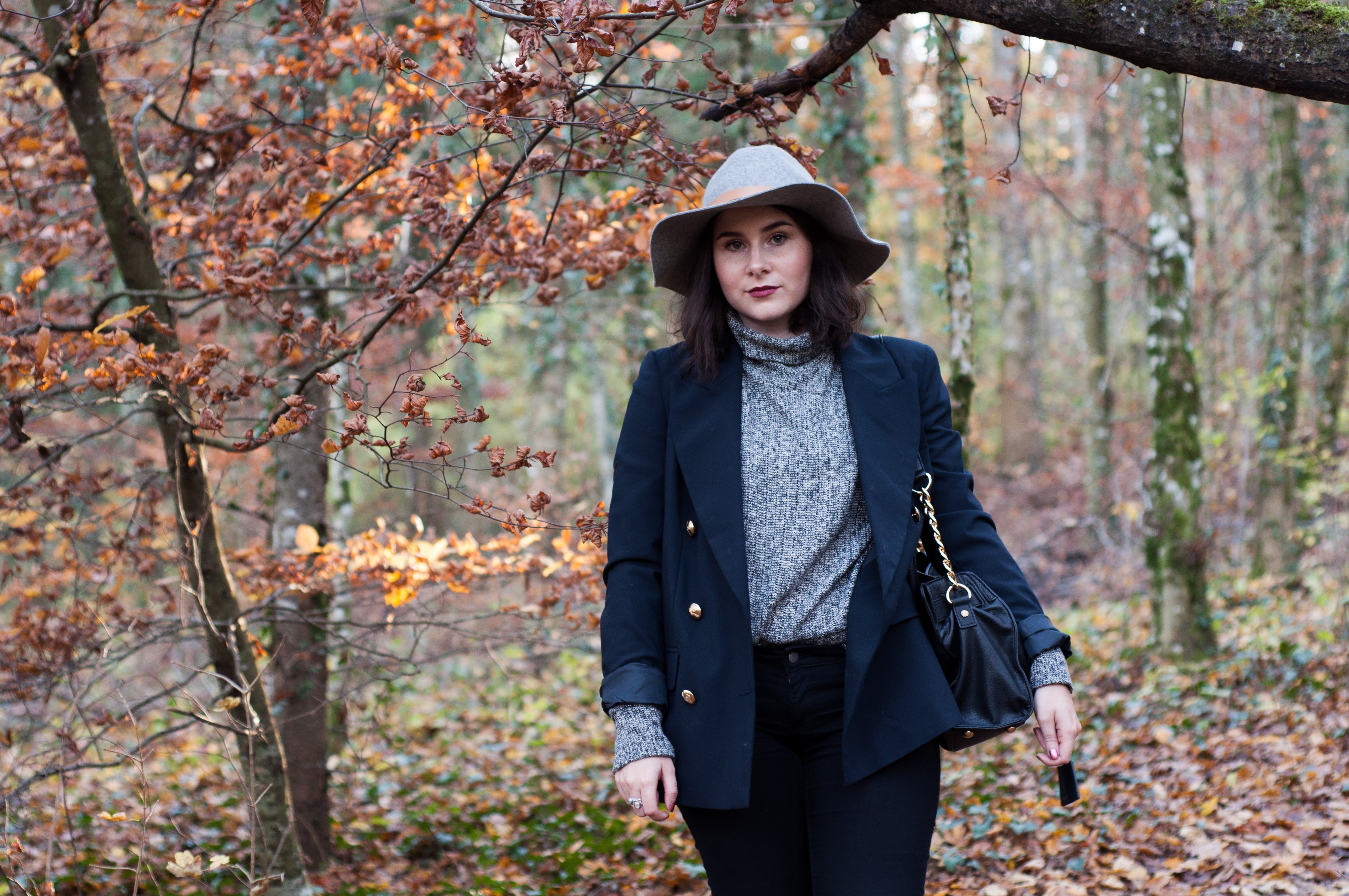 Look : Dernières feuilles d'automne