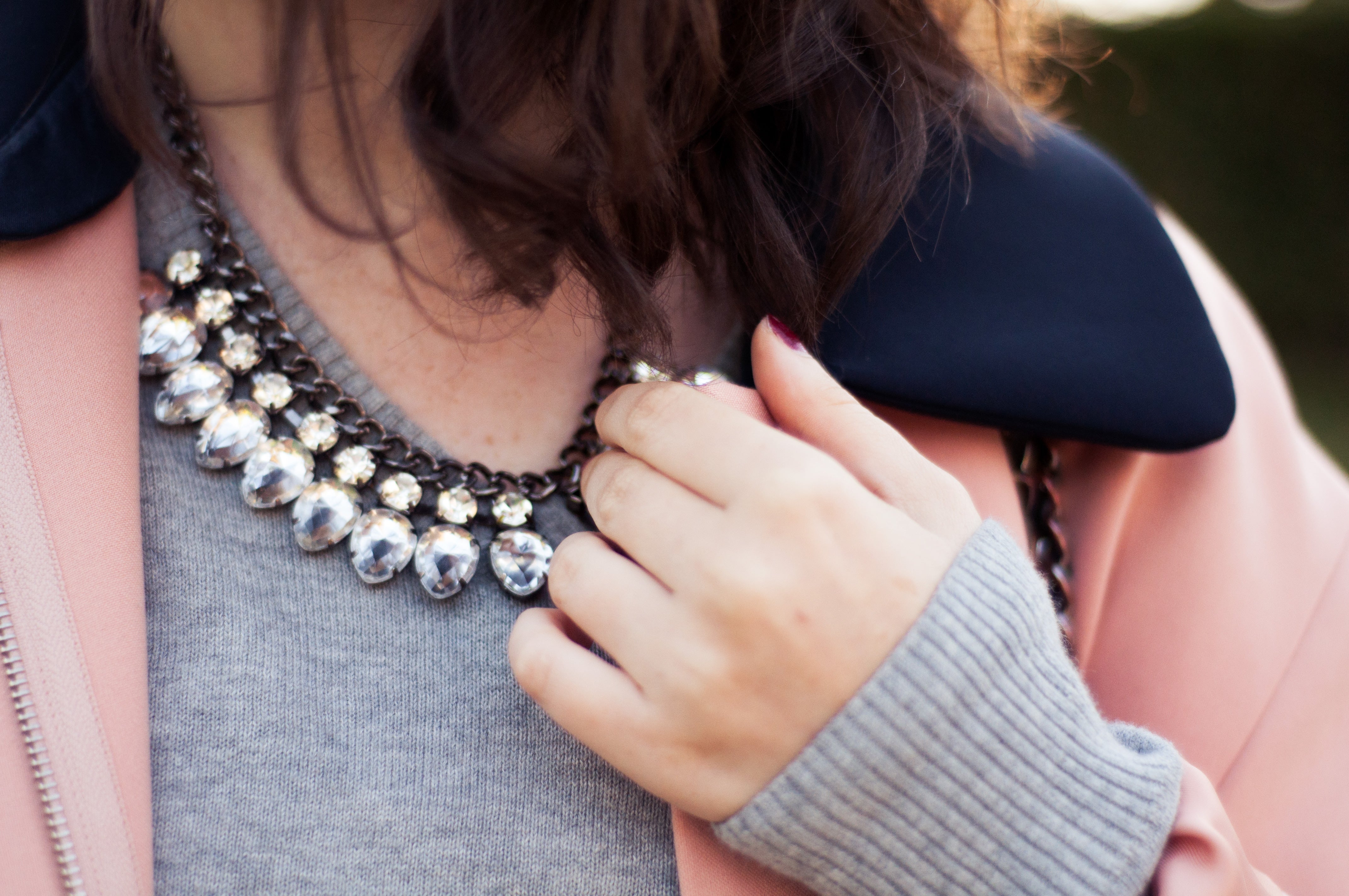 Look du jour : un manteau rose pour l'hiver?