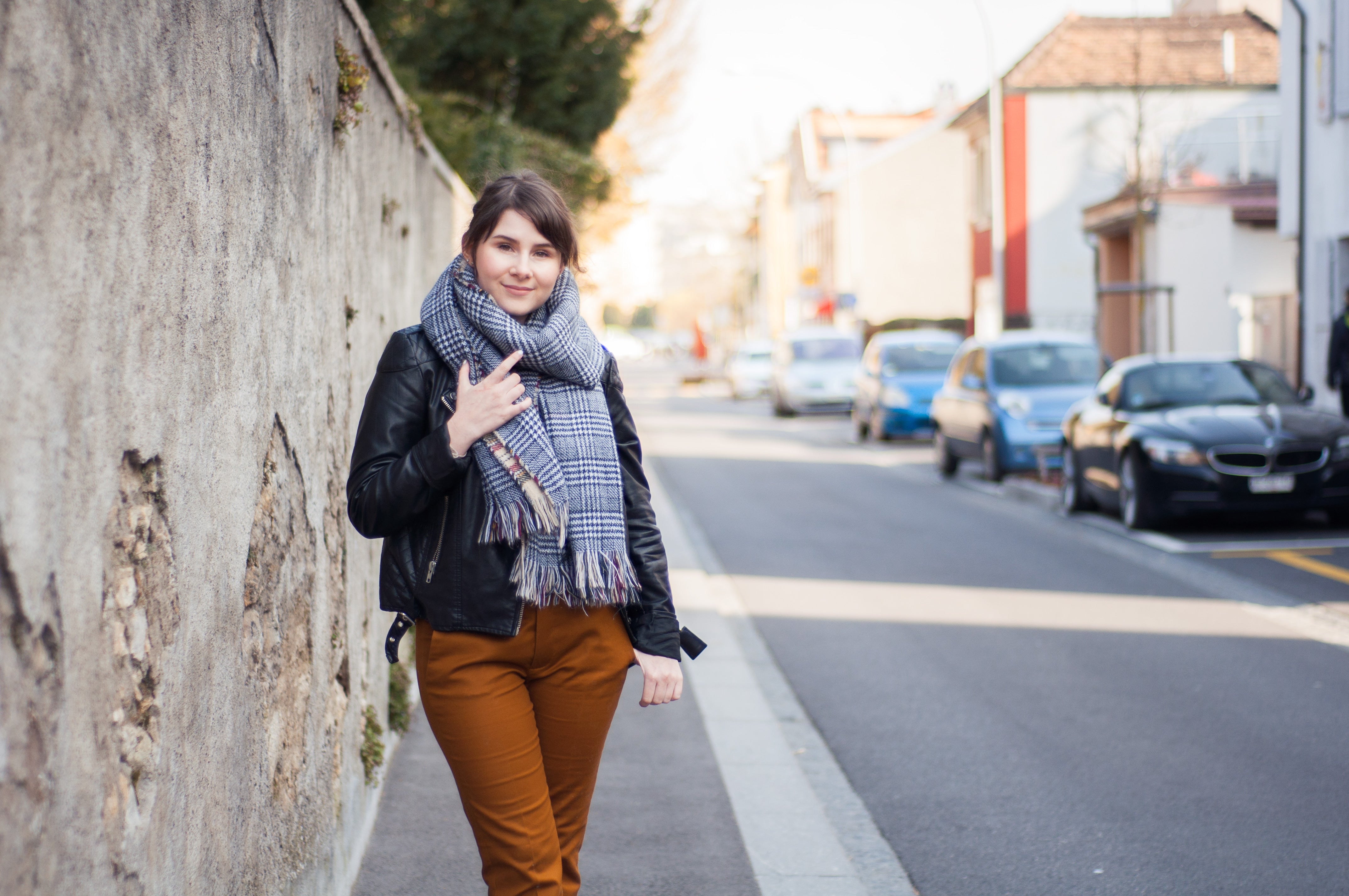 Look du jour : Le chino moutarde