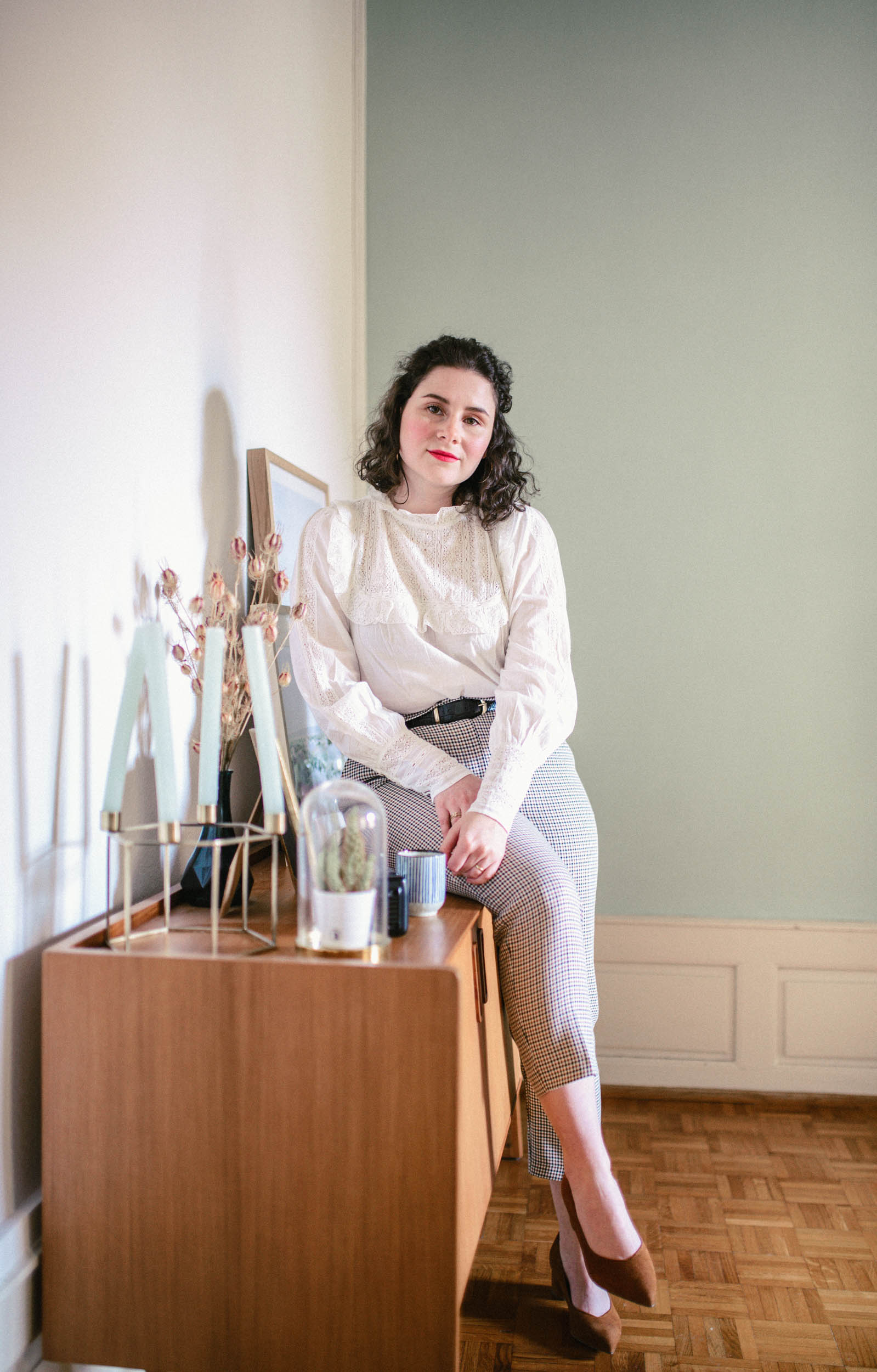 Un look de printemps avec une blouse romantique